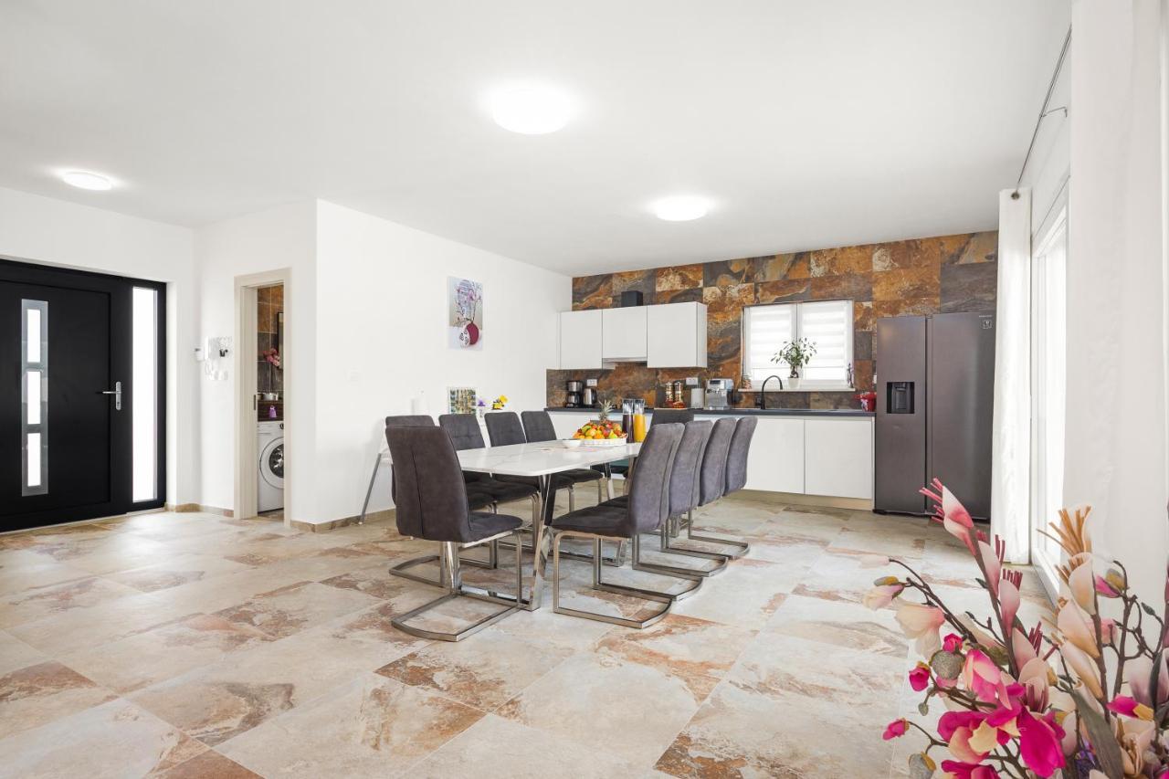 Villa Nur Пула Экстерьер фото